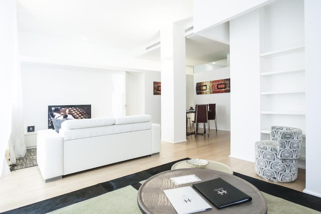 Charming Home Near Duomo Milan Exterior photo